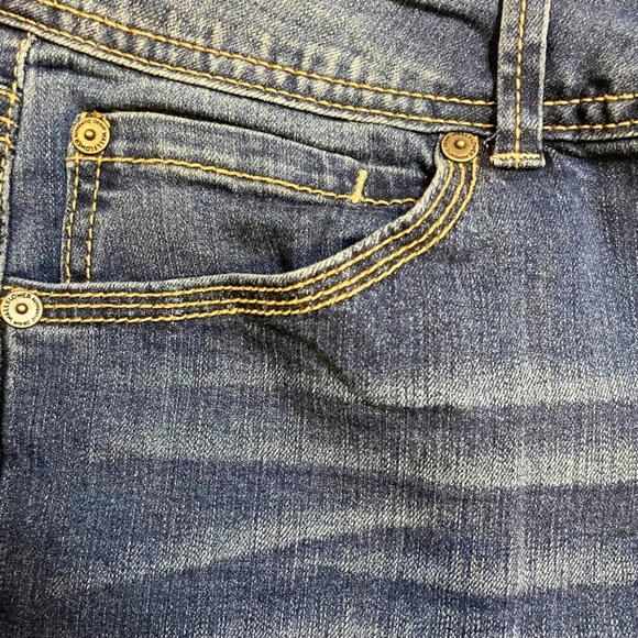 Wallflower Size 15 Juniors The Luscious Curvy Fit 35” waist PRELOVED - Picture 3 of 10